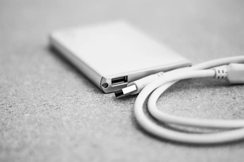 Qué cable y carcasa necesito para montar un SSD externo